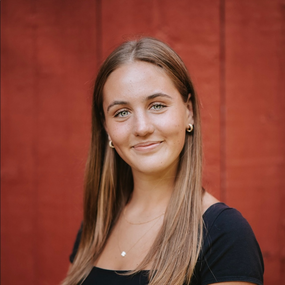 Meet your Posher, Maddie